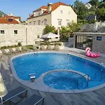 Bova Luxury Oda ve Kahvaltı Dubrovnik
