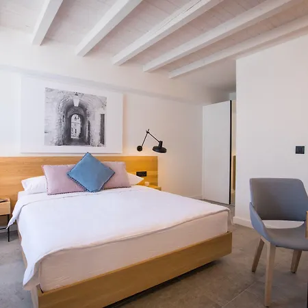 Bova Luxury Couette-café