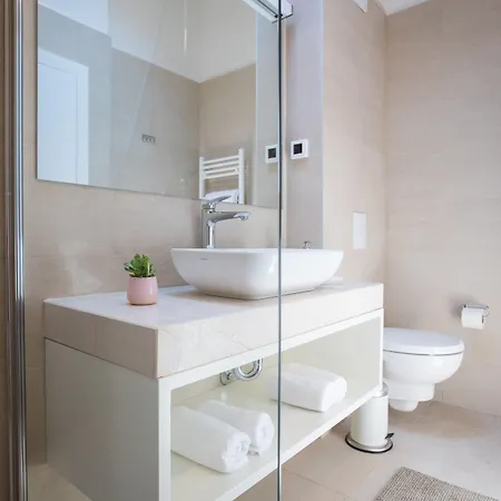 Bova Luxury Couette-café