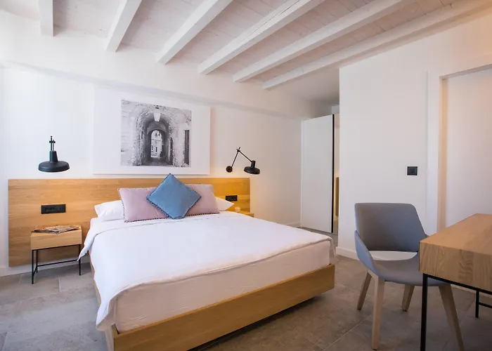 Bova Luxury Bed & Breakfast