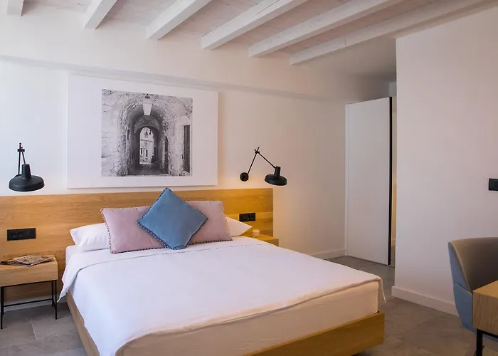 Bed & Breakfast Bova Luxury 4*