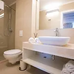 Bova Luxury 4*