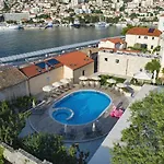 Bed and Breakfast Bova Luxury Ντουμπρόβνικ